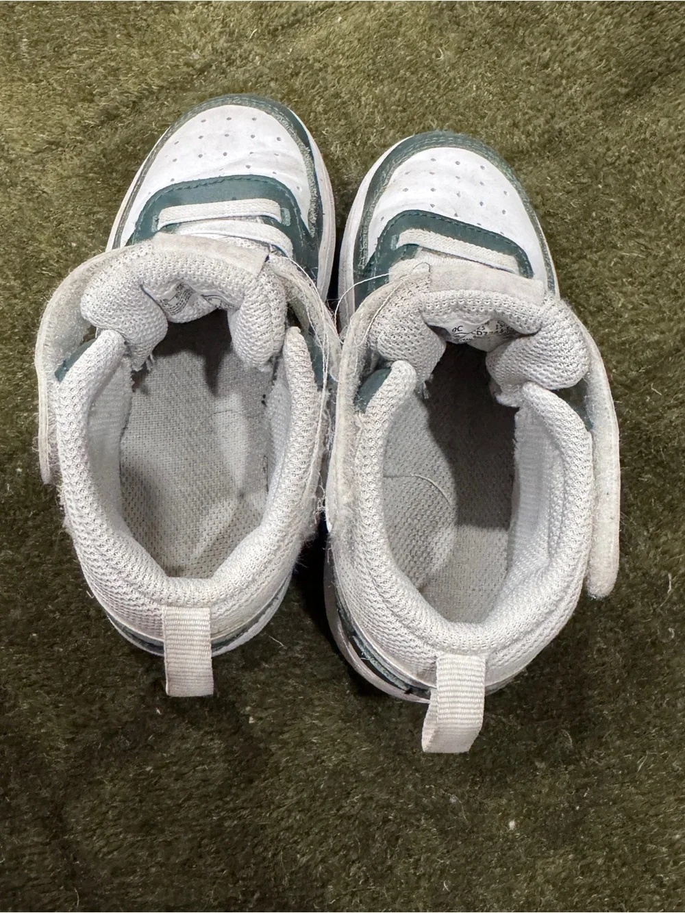 Nike Toddler High-Top Sneakers in White and Green - Size 9